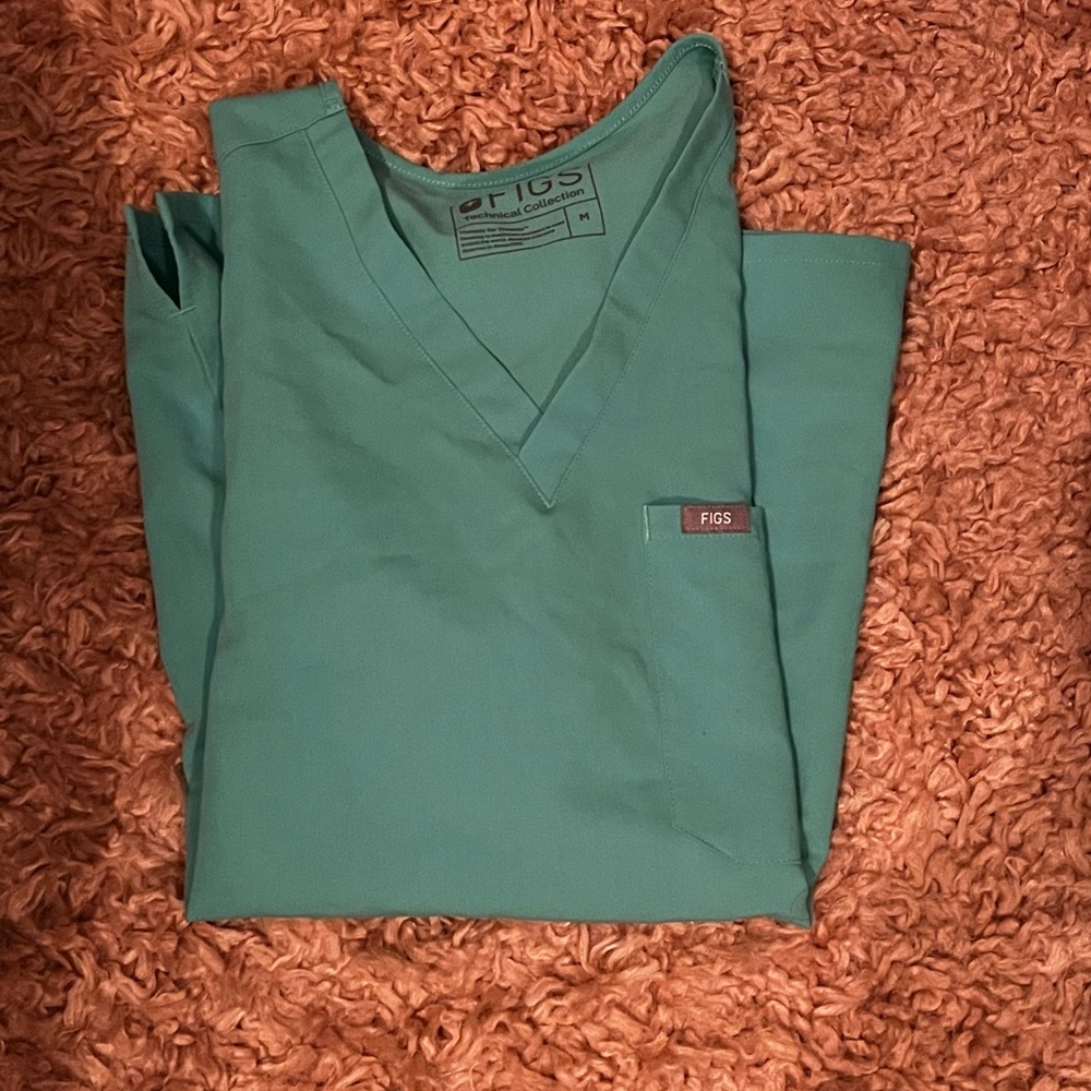 Figs Scrub Top, Surgical Green